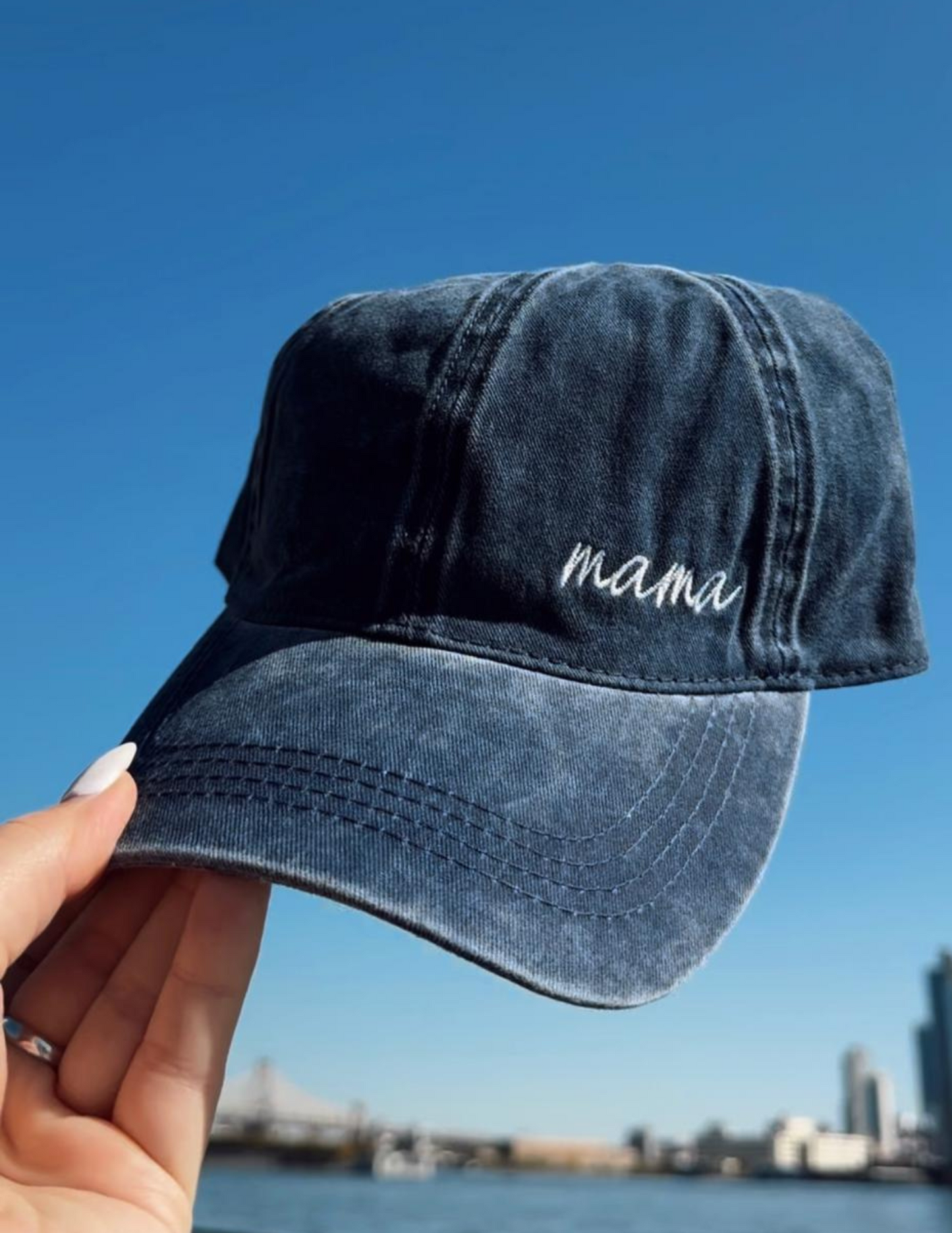 Mama Embroidered Baseball Cap